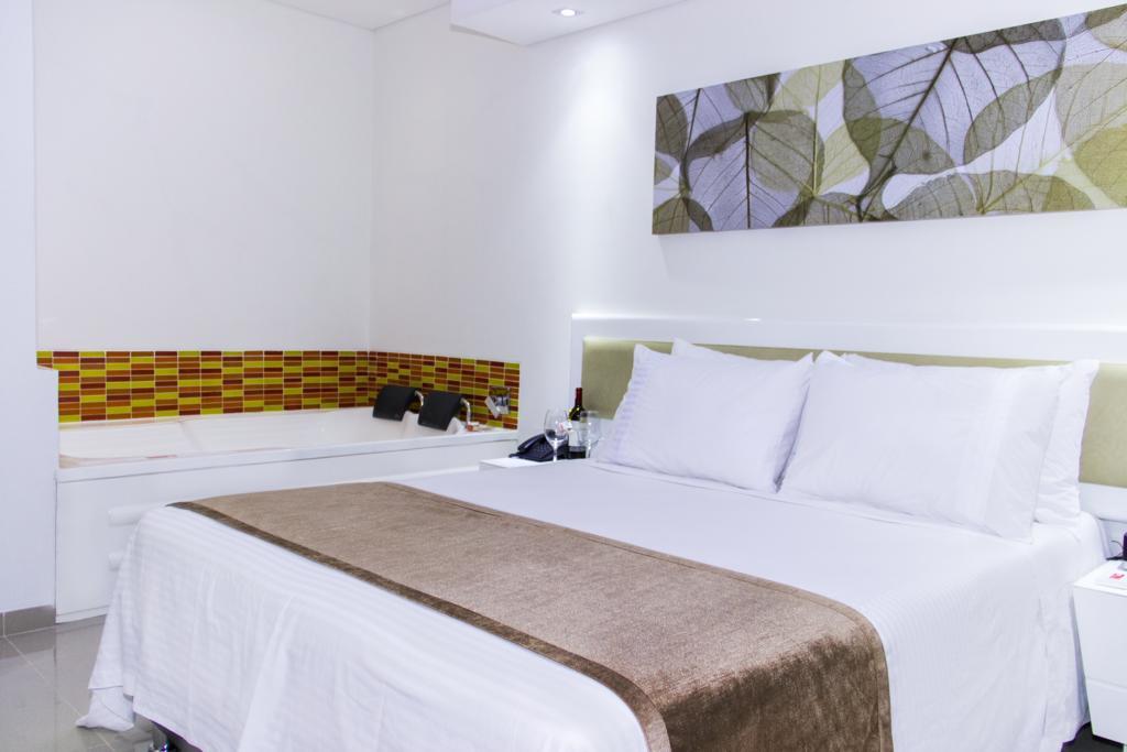 Hotel Zona A เมเดยิน ภายนอก รูปภาพ