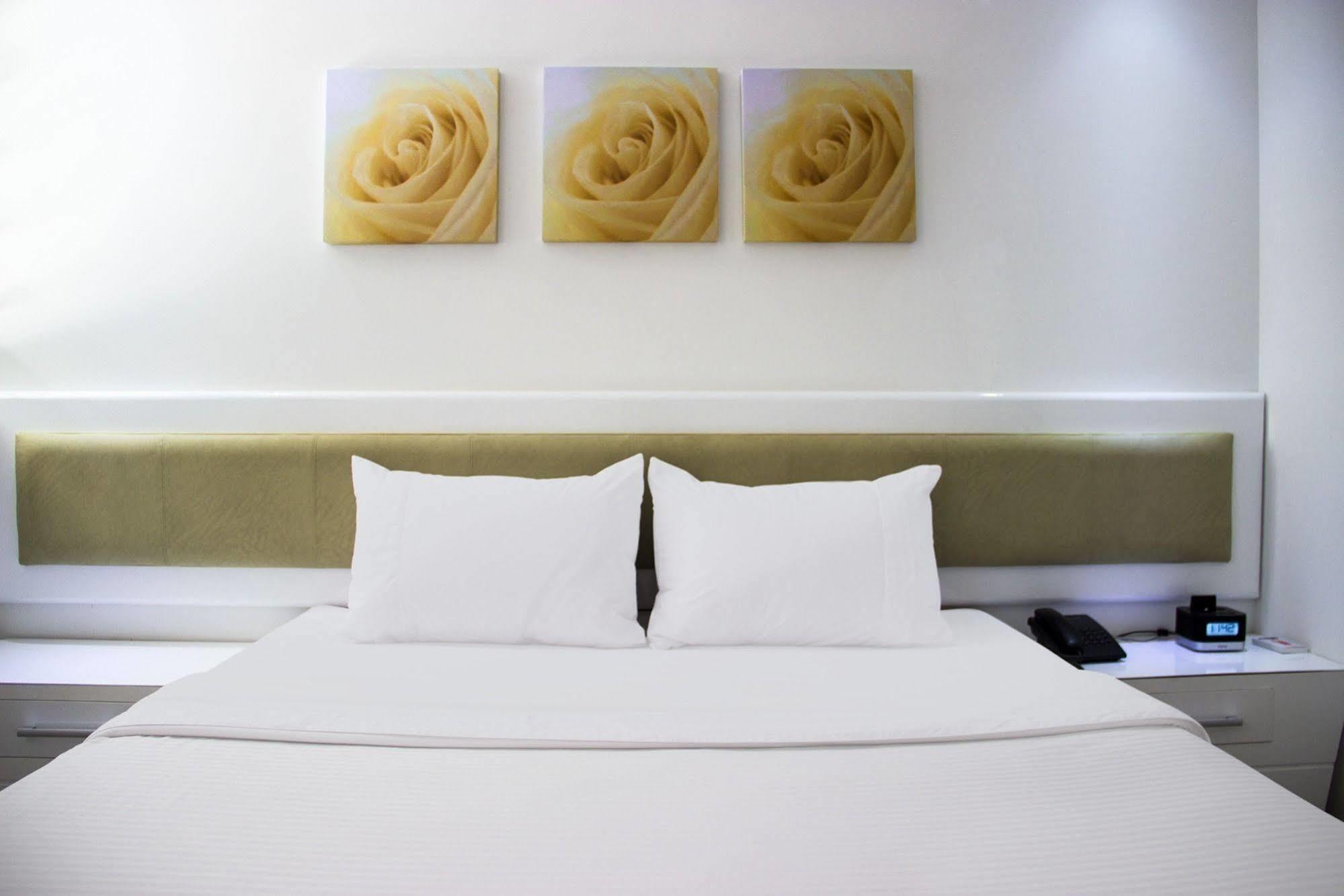 Hotel Zona A เมเดยิน ภายนอก รูปภาพ